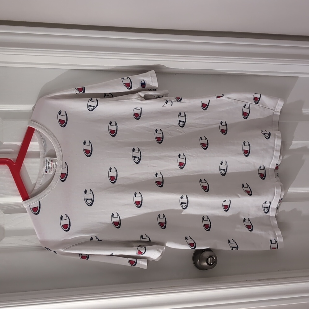 Champion Large shirt